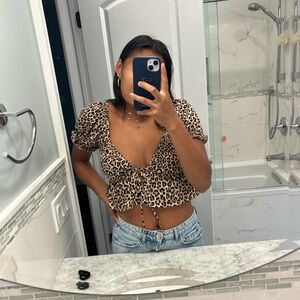 Cheetah front tie ruffle sleeves top